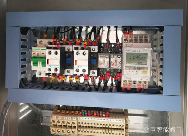 定時(shí)開關(guān)閥門控制器圖片